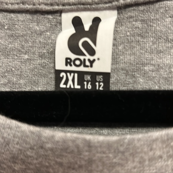 🔥🔥🔥NWOT Heather Grey Cropped Rhodes Evil Eye Tee - Picture 3 of 4